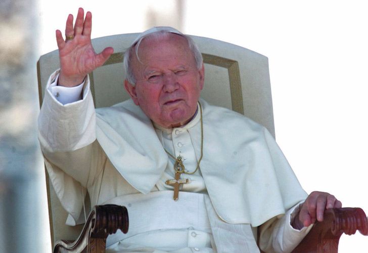 Wojtyla, un papado entre atentados y una iglesia en decadencia.