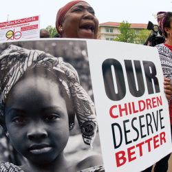 ente-a-la-embajada-nigeriana-en-washington-las-mujeres-reclaman-trata-de-jovenes 