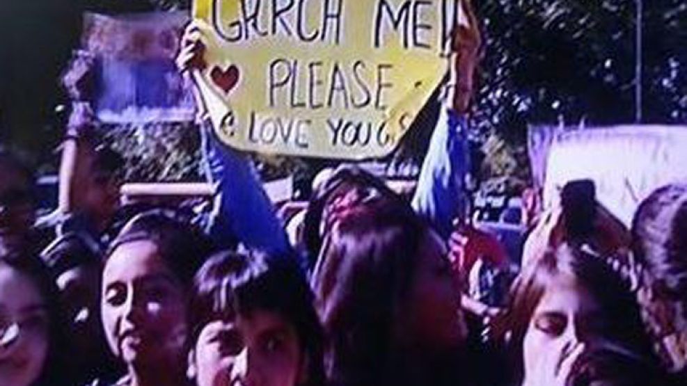 Los osados carteles de las fanáticas para One Direction