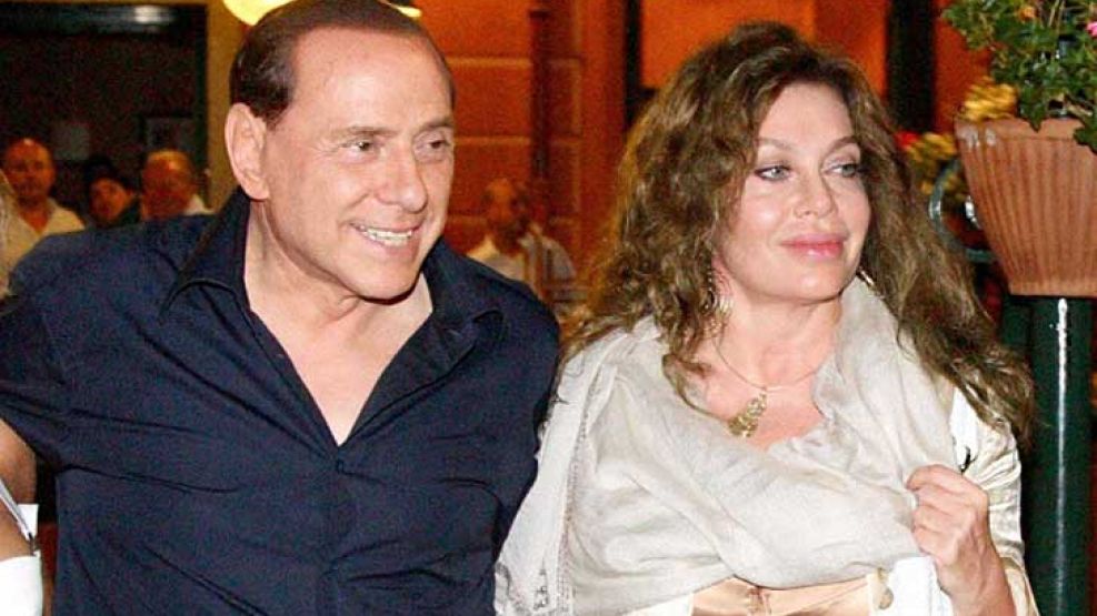Con papá. Marina Berlusconi, exitosa pero no hizo política.