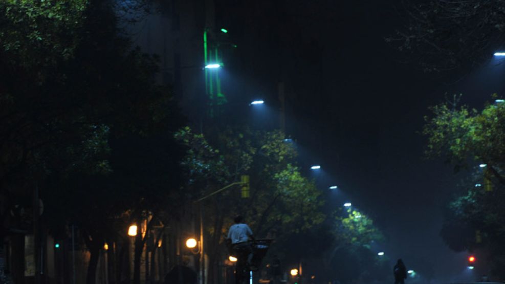 Capital y alrededores amanecieron cubiertos de niebla 
