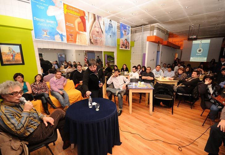 Con la llegada de La Cámpora, junto a Blanco y Vitali, la militancia ultraK participó de varias actividades oficiales de la Secretaría de Cultura.
