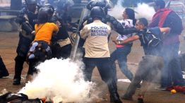 Con un batallón de agentes, Maduro llevó adelante la gigantesca redada contra los estudiantes.