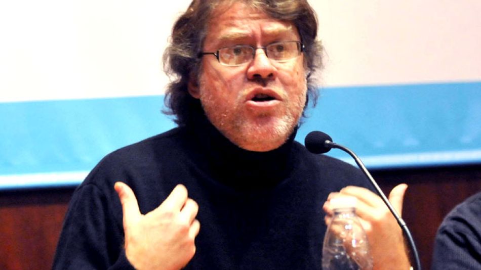 Ricardo Forster fue el más encendido de los oradores. "Scioli no me representa, en lo absoluto", dijo.