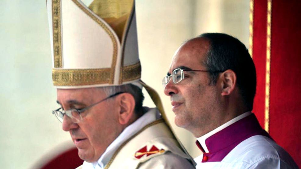 Karcher, siempre junto al Papa Francisco, fue el protagonista de los enredos entre la Nunciatura y la Casa de Gobierno