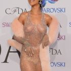 Rihanna (3)