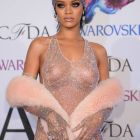 Rihanna (4)