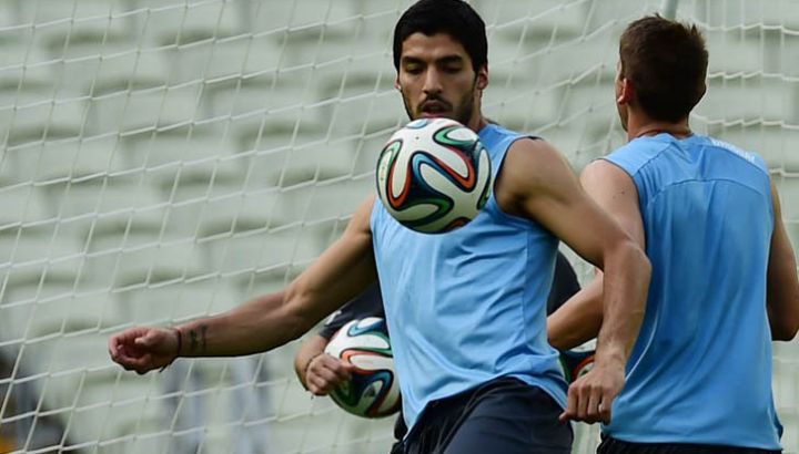 fbl-wc-2014-uru-training