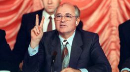Mikhail Gorbachov, en un congreso comunista en 1987. Él es licenciado en marxismo.