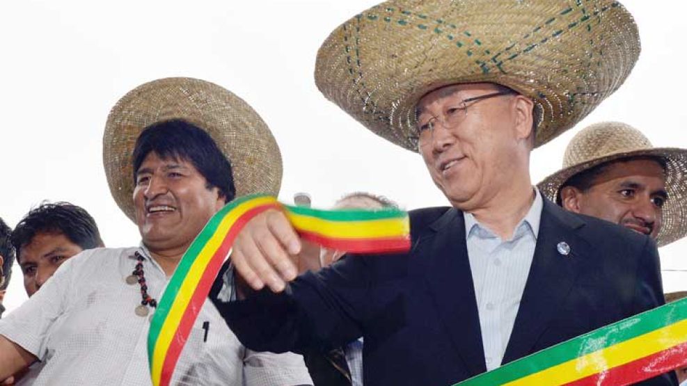 Anfitrión. Morales y Ban Ki-moon, secretario de la ONU.
