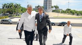 De gira. Ayer, en la capital cubana, junto al primer vicepresidente de Cuba, Miguel Díaz-Canel Bermúdez.