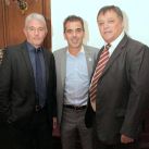 Los dos ex jugadores de fútbol Jorge Burruchaga y Daniel Bertoni recibieron la distinción de "Personalidades Destacadas de la Ciudad en el ámbito del deporte" de manos de Cristian Ritondo en el Palacio Legislativo Porteño.