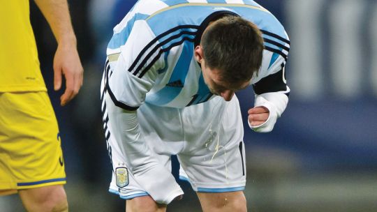 leo-messi-vomita-lap