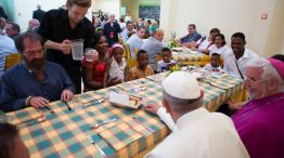 De visita. El Pontífice se reunió ayer con obreros y empresarios de la región italiana de Molise.