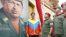 Líder. Maduro presentó un retrato de Chávez junto a Diosdado Cabello, presidente del Parlamento y nexo con las Fuerzas Armadas.