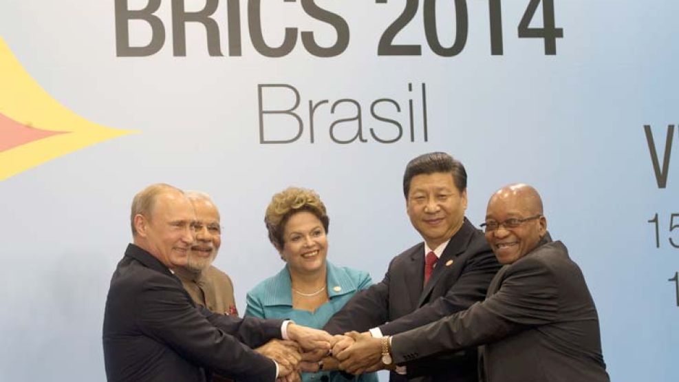 En ascenso. Putin, Modi, Rousseff, Xi y Zuma, juntos en Brasil.