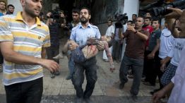 Con un brutal bombardeo israelí, el conflicto en Gaza ya dejó 434 decesos.