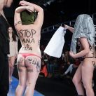 Desfile Sarkany topless (7)