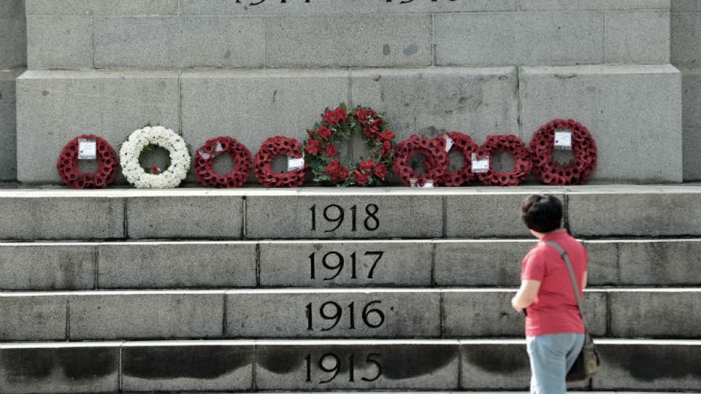 El evento principal tuvo lugar en el Memorial Interaliados de Cointe, donde incluyó un homenaje a los caídos y un minuto de silencio en su honor.