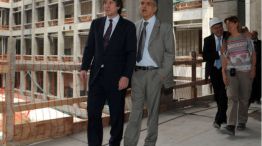 Amado Boudou y Julio De Vido, denunciados por defraudación en las obras del Plan Federal de Viviendas.