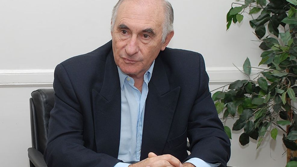 El ex jefe de Estado, de 76 años, acudió ayer en el Instituto Argentino de Diagnóstico y Tratamiento.