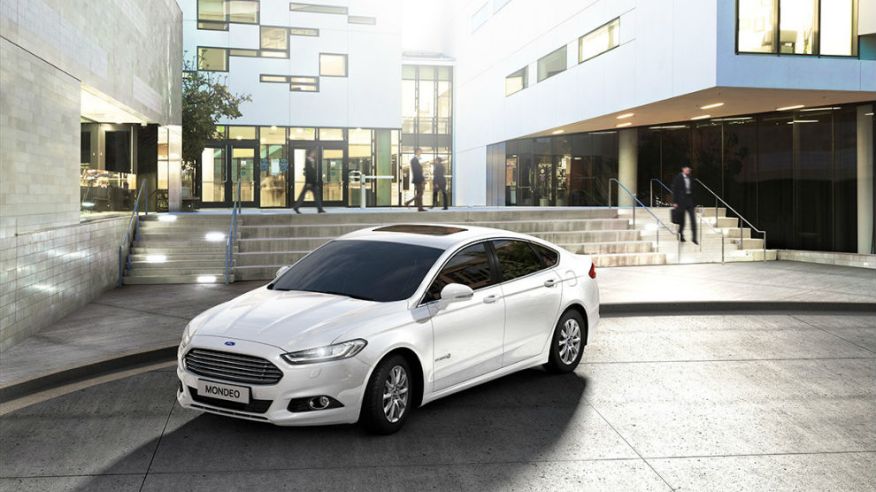 ford-mondeo-2015-07