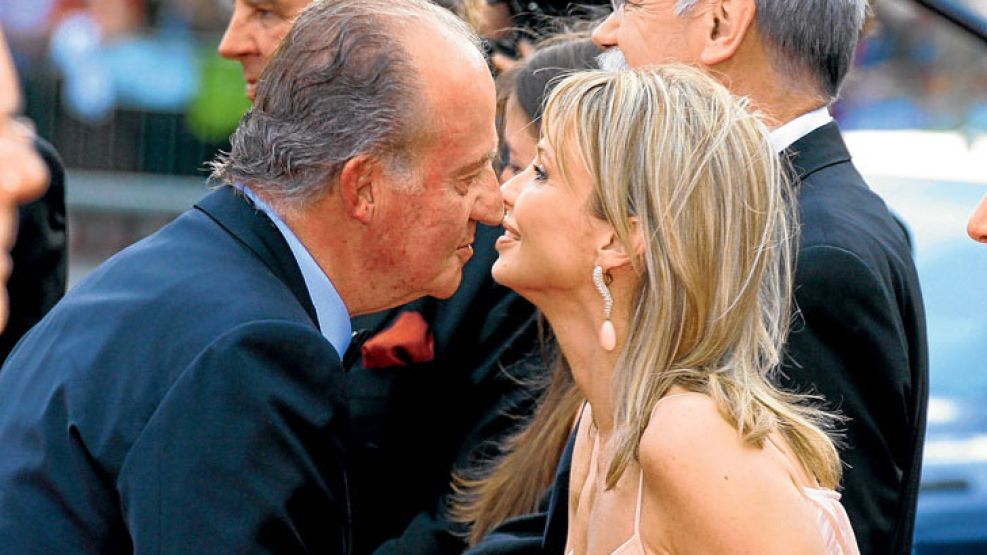 Los nuevos rumores, que corren por la prensa europea, aseguran que el rey Juan Carlos tiene la intención de casarse con Corina de Sayn-Wittgenstein.