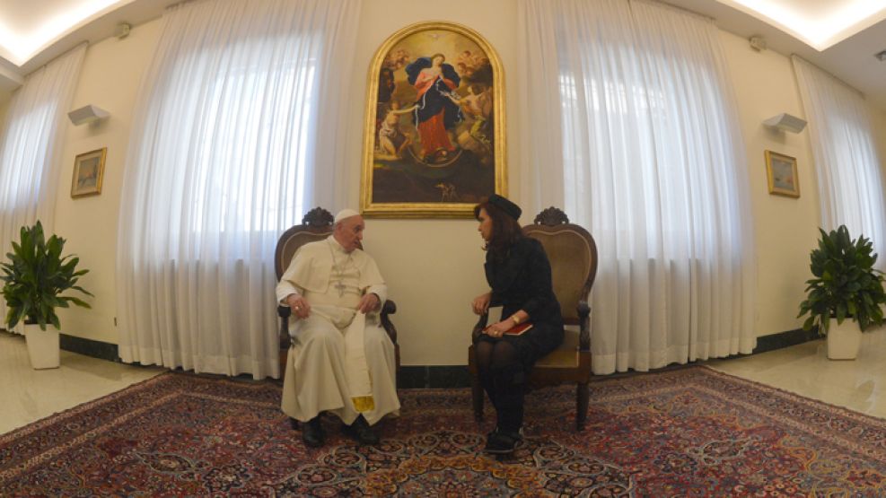 Encuentro. El Papa invitó a la Presidente a compartir un almuerzo a solas el 20 de septiembre, en la residencia de Santa Marta.