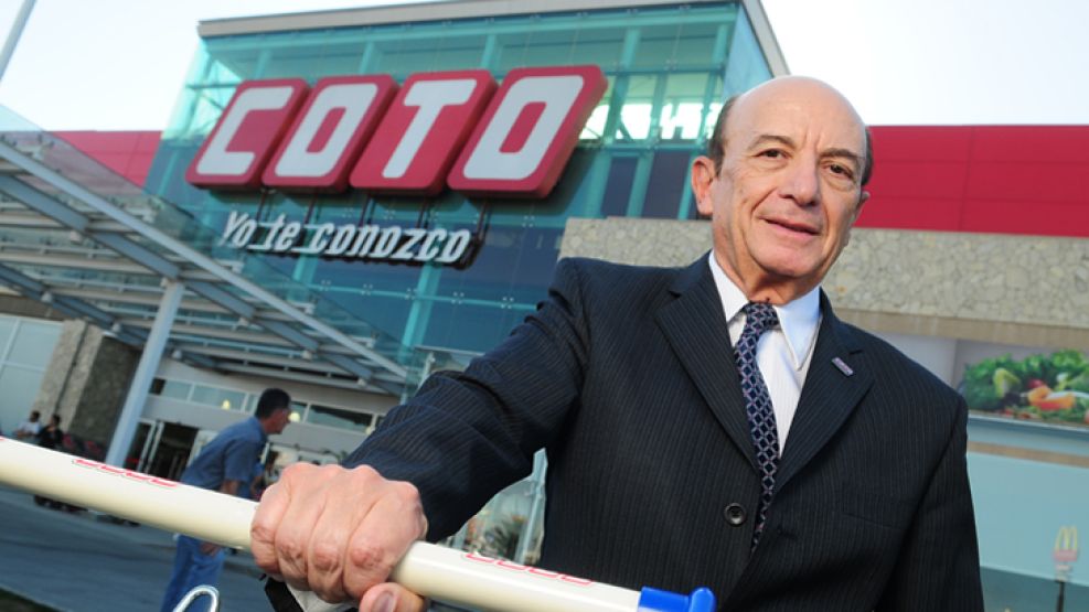 Participaciones. El argentino Alfredo Coto, dueño de esa cadena de supermercados. 