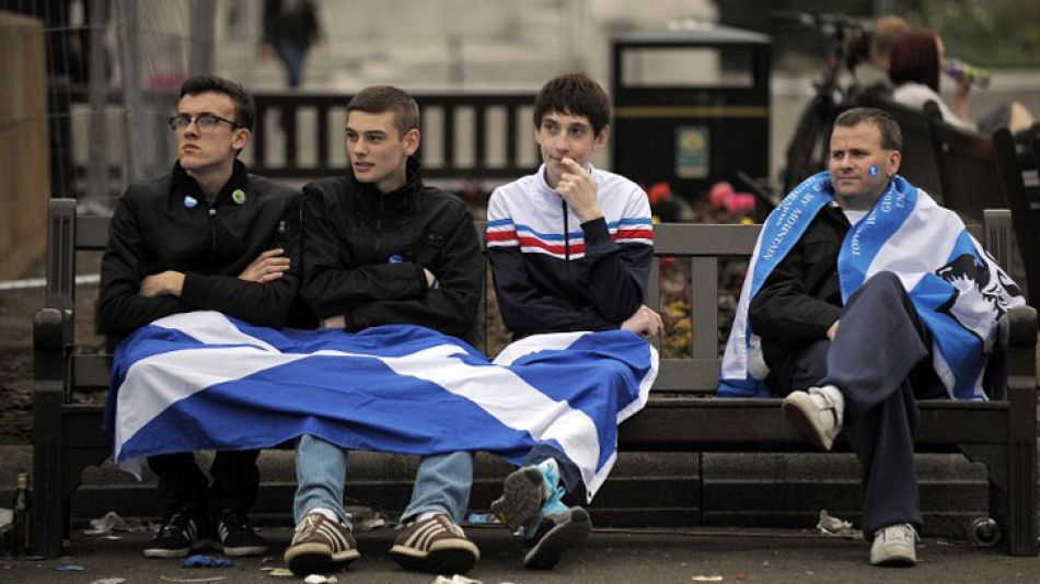 En el histórico y multitudinario referéndum de ayer en Escocia se impuso la opcion de NO a la independencia.