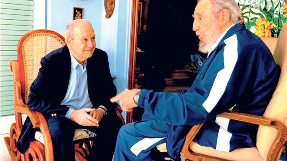 Fidel. Lo visitó en diciembre del año pasado; el cubano lo llamó para asesorarse en temas de energía.