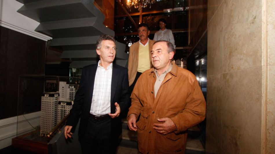 Macri se mostró con el diputado radical Oscar Aguad, quien parece estar cada vez más alejado de su partido y más cerca del PRO, tras la buena experiencia en Marcos Juárez.