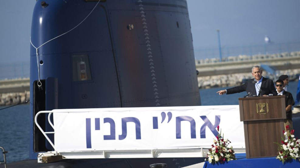 Industria bélica. Netanyahu presentó ayer un nuevo submarino nuclear de las FF.AA. israelíes.