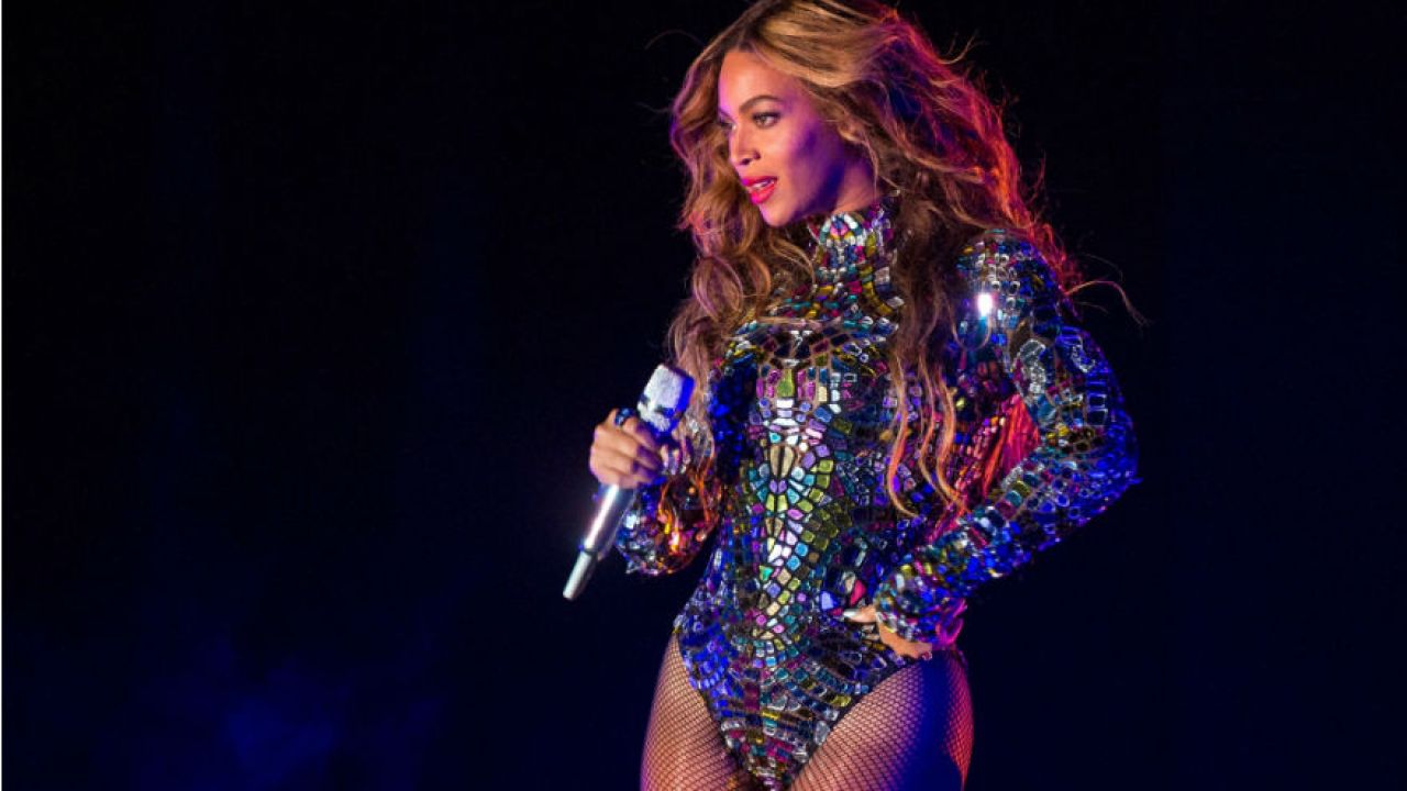 Rouge | Beyoncé lanza su línea de ropa