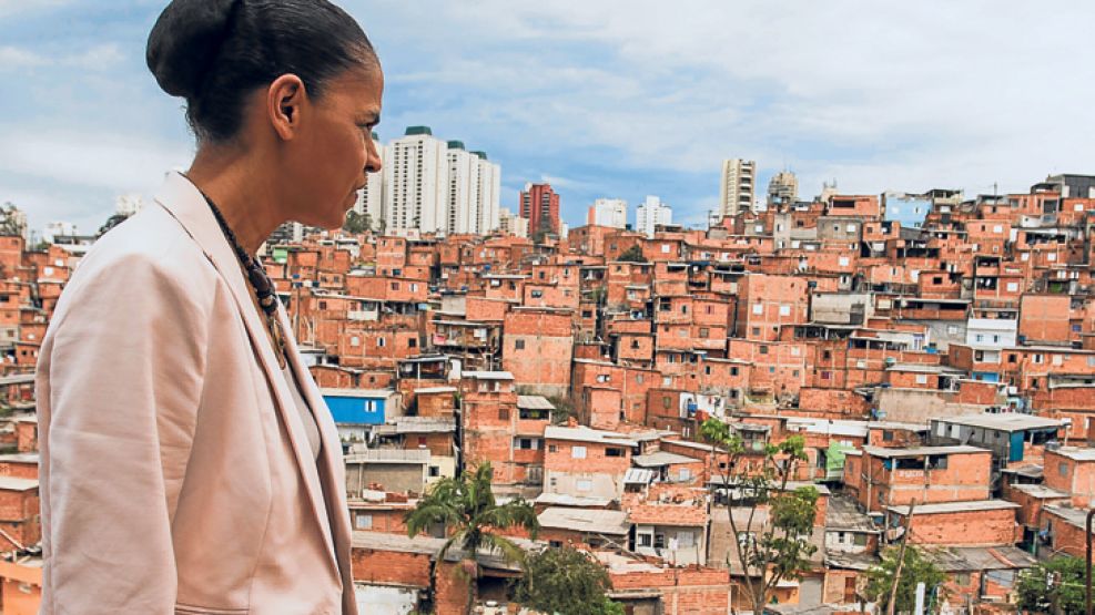 Favela. Una de sus últimas actividades electorales, en Río de Janeiro. Una pobreza que conoce.