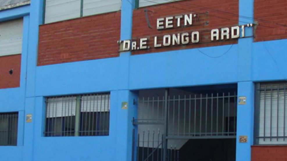 El ataque sucedió en la Escuela Técnica 4 de la localidad bonaerense de Avellaneda.