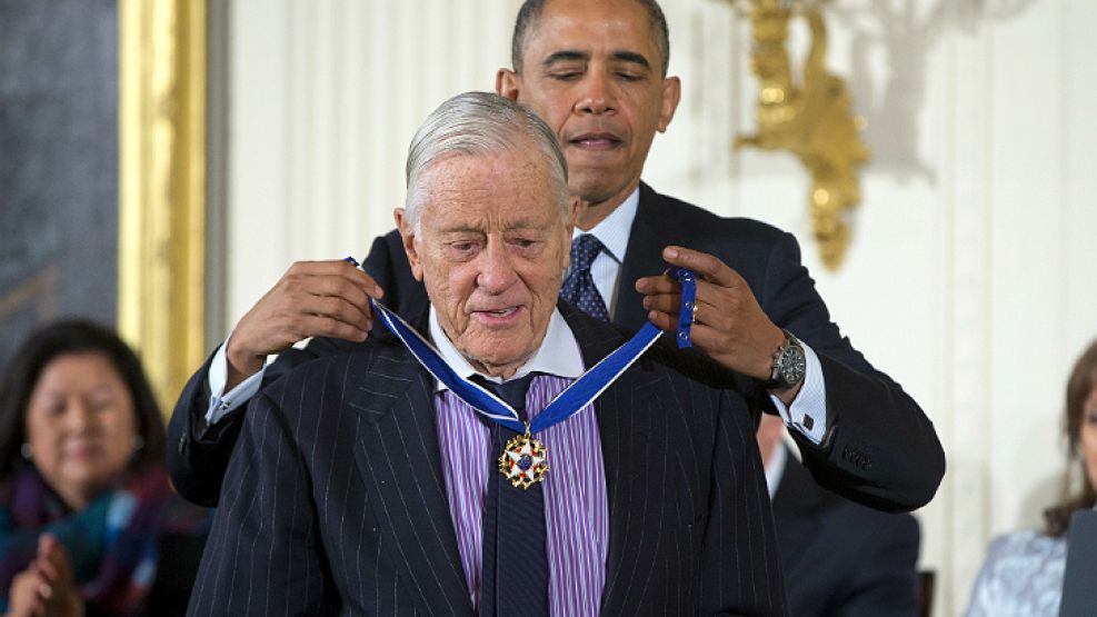 Obama condecoró el año pasado a Ben Bradlee con la medalla de la "Libertad".