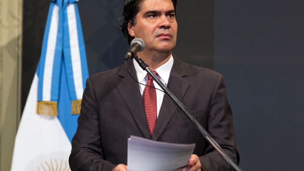 Capitanich apuntó a los mejores salarios de los padres