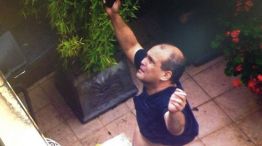 El GEOF logró reducir al hombre que estaba en una terraza del departamento 12 B.