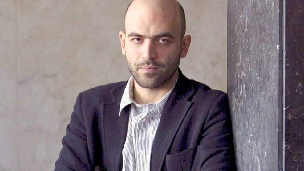 Duro. El periodista Roberto Saviano desnudó el mundo criminal y pagó un alto costo.