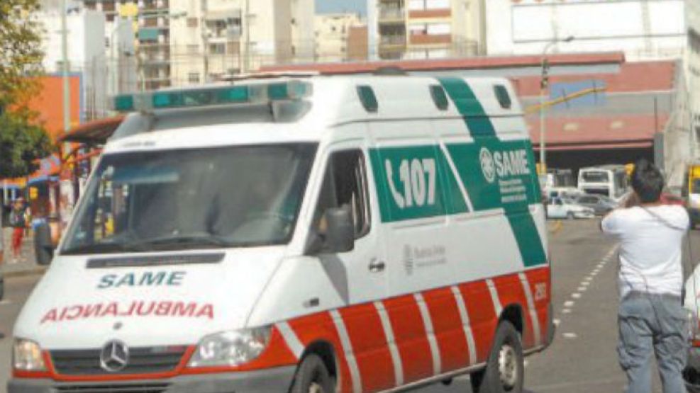 Un ladrón se dirigió hacia el Hospital de Niños “Ricardo Gutiérrez”, donde robó una ambulancia.
