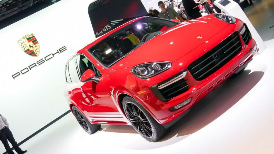 porsche-cayenne-2015