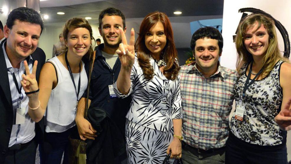 Cristina participa en inauguración de la sede "Néstor Kirchner" de la Unasur