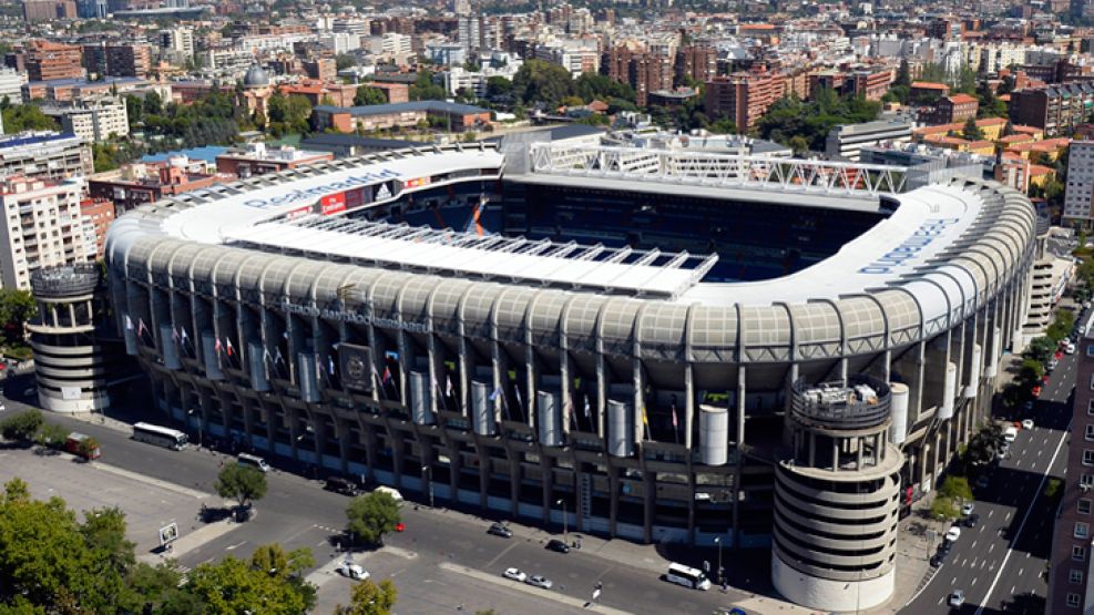 Plan. PERFIL accedió al informe que cuenta los detalles y muestra los planos de la posible obra. El estadio nuevo estaría inspirado en el Santiago Bernabéu, del Real Madrid. 