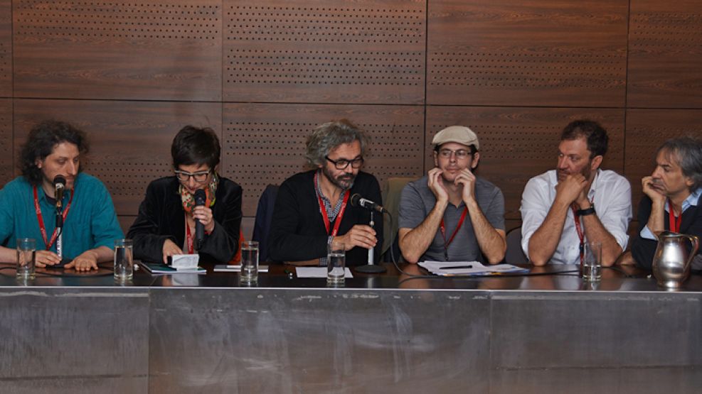 Momentos. Representantes del Incaa, Javier Angulo –organizador del Festival de Valladolid– y productores, entre ellos Matías Mosteirín (Relatos salvajes), en las jornadas de Ventana Sur.