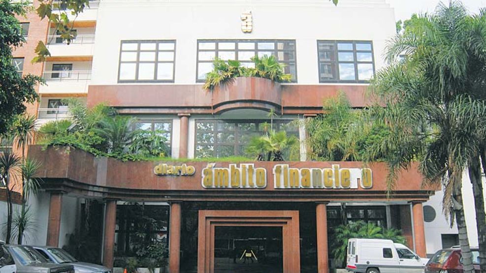 Frente. El edificio de Paseo Colón, donde Ambito funciona desde hace más de cuarenta años.