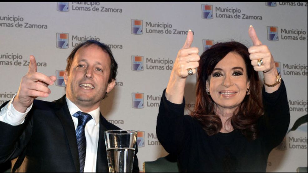 Martín Insaurralde y Cristina Fernández en la campaña legislativa. 