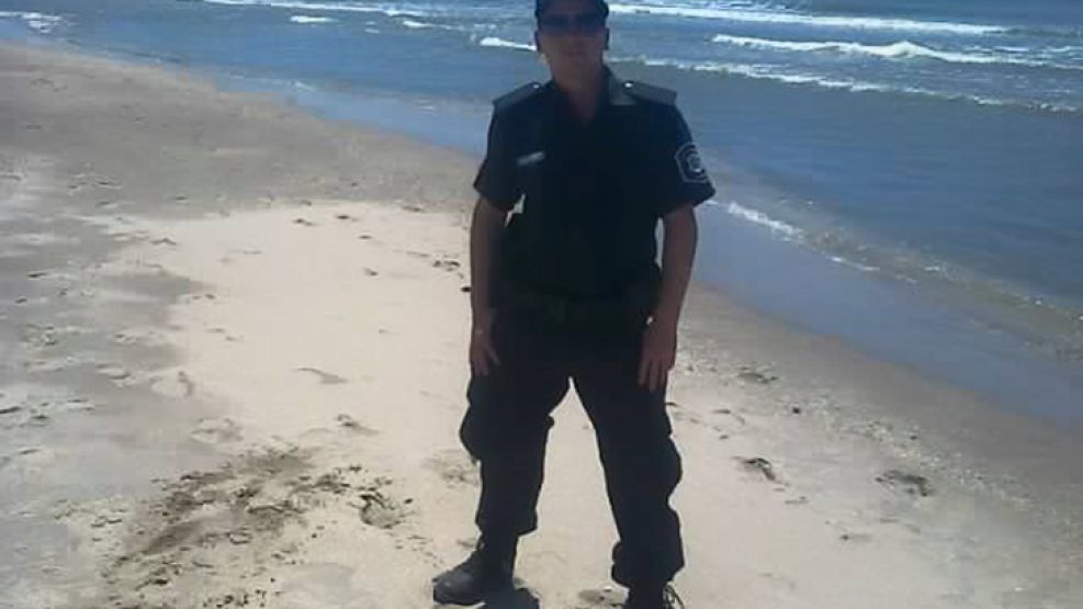 “Playa playa Villa Gesell...”, escribió David Sardi en su cuenta de Facebook.