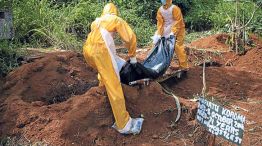 Víctima del ébola. En el Mundo, llegan a 7905 muertos por el virus, según la OMS.