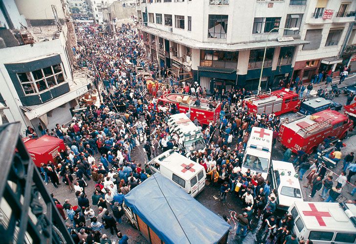 El atentado a la AMIA ocurrió el 18 de julio de 1994 y provocó 85 muertes y heridas a gran cantidad de personas.